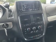 2015 Dodge Caravan, photo 11